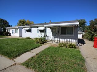 19329 Georgia St, Roseville, MI