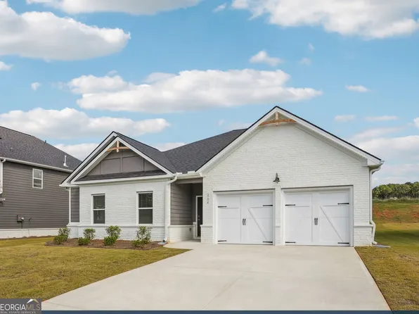 204 Orwell Dr, Social Circle, GA 30025