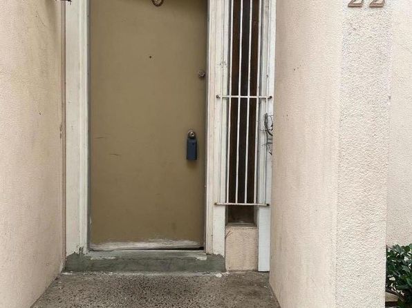 916 Acosta Plz UNIT 22, Salinas, CA 93905