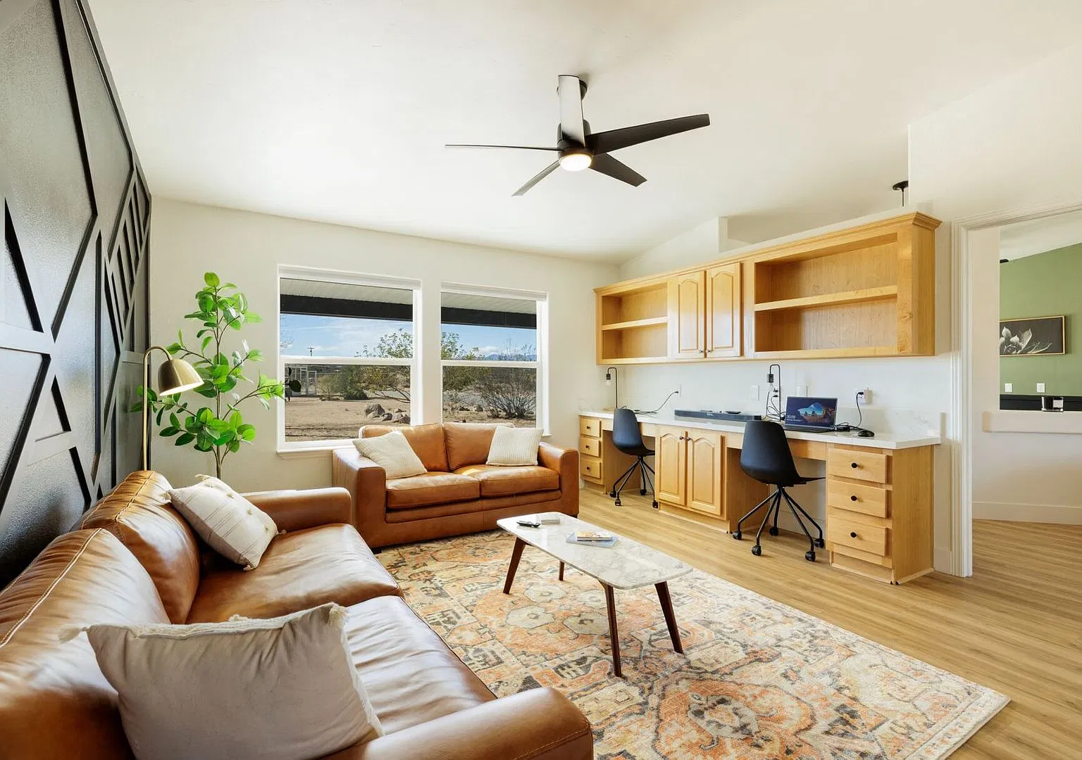 Beautiful 5 Bedroom 4 Bathroom With Amazing Views!! — Photo 4