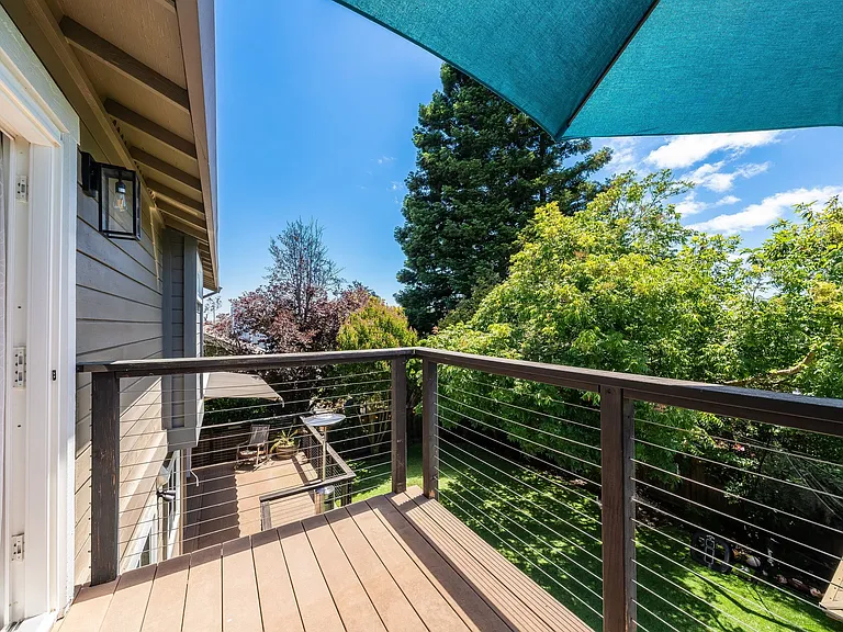 70 Mariani Ct — Photo 32