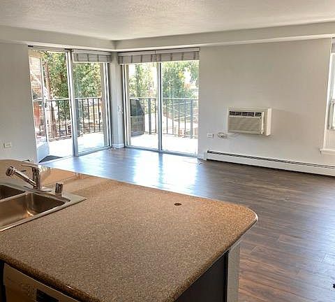 3rd image of 1150 N Vine St #401