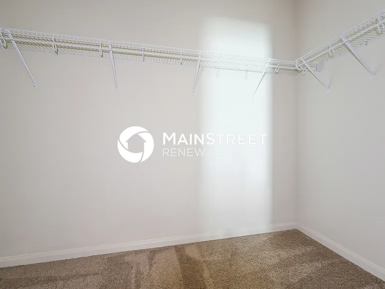 Walk In Closet