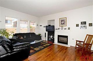 5th image of 915 W Alba Ct