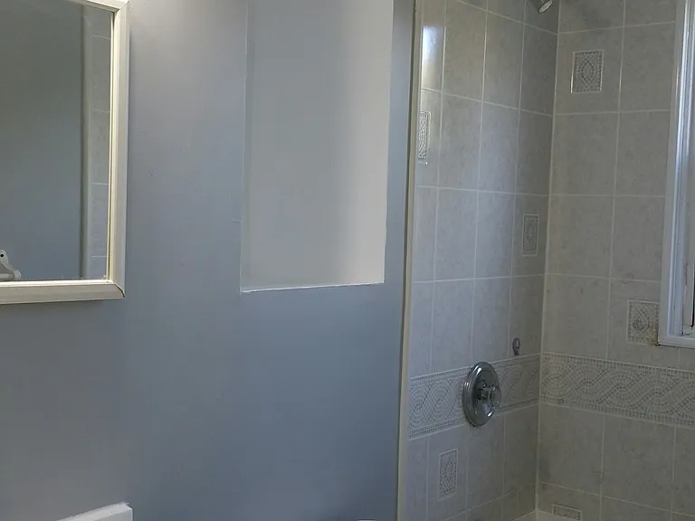 9420 North Ave — Photo 5