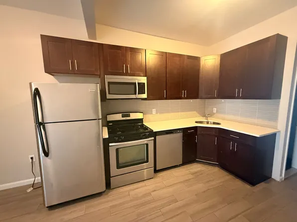 96 Wayne St, Jersey City, NJ