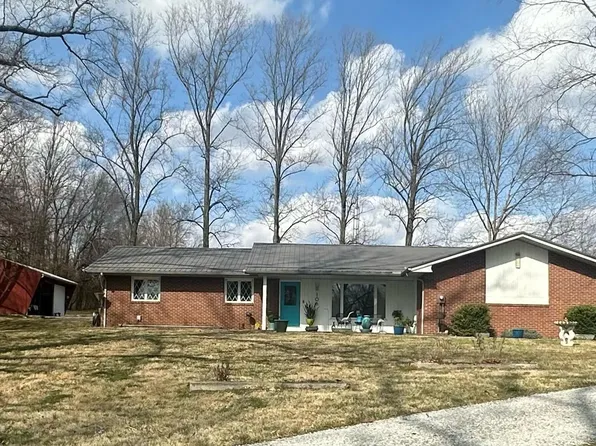 106 Woodhaven Dr, Odon, IN 47562
