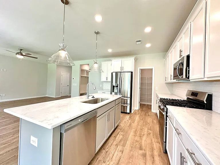 8692 Windsor Hill Blvd — Photo 7