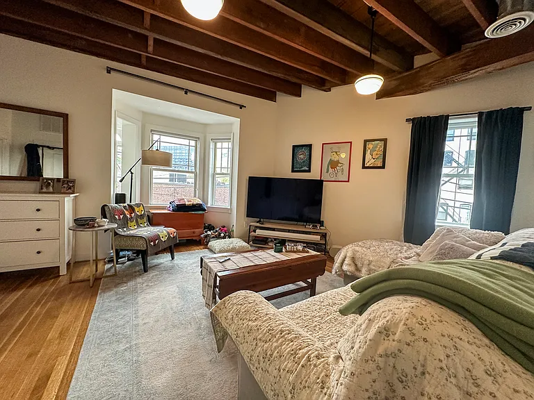 15 Saint Marys Ct #1 — Photo 8