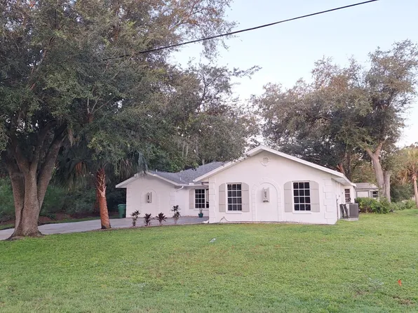 1291 Beacon Dr, Pt Charlotte, FL 33952