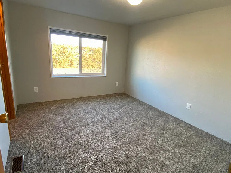 12682 SW Hood View Pl — Photo 16