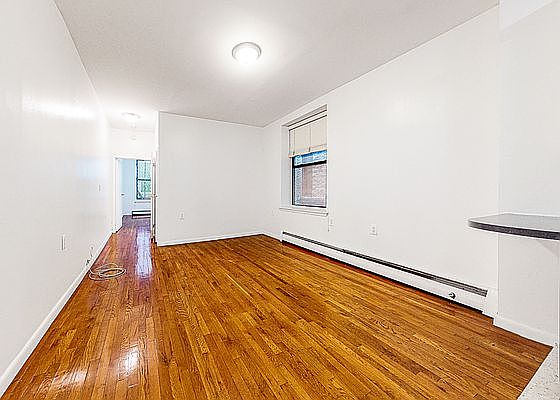 2nd image of 146 W 111th St #1CZ