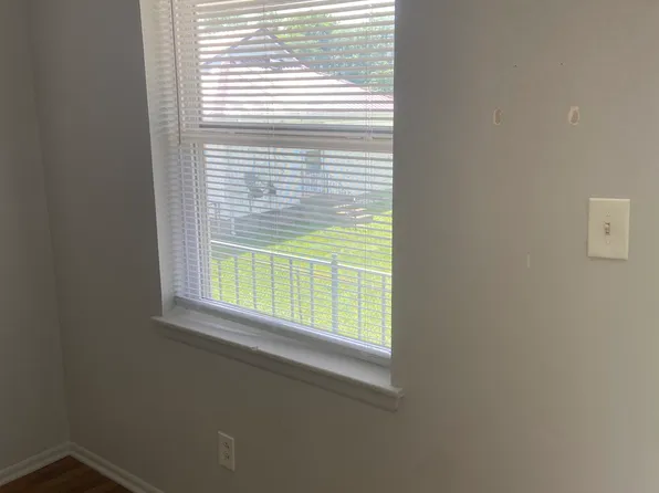 820 E 14th St APT 4, Owensboro, KY 42303