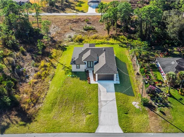 922 Sunrise Blvd, Lehigh Acres, FL 33974