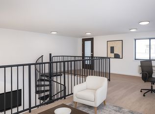 3Tree Flats, Washington, DC 20011