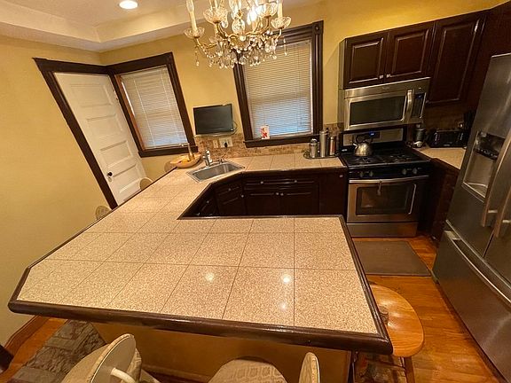 3rd image of 270 Parker Hill Ave #1