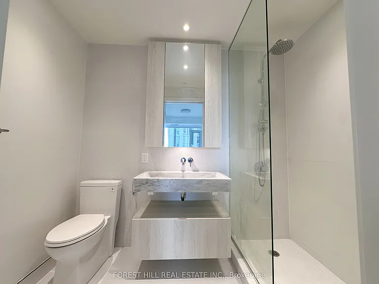 11 Yorkville Ave #3307 — Photo 19