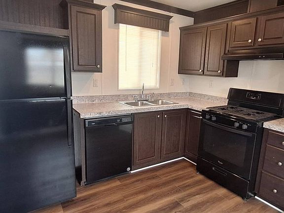 4th image of 1190 S Mojave Rd #101