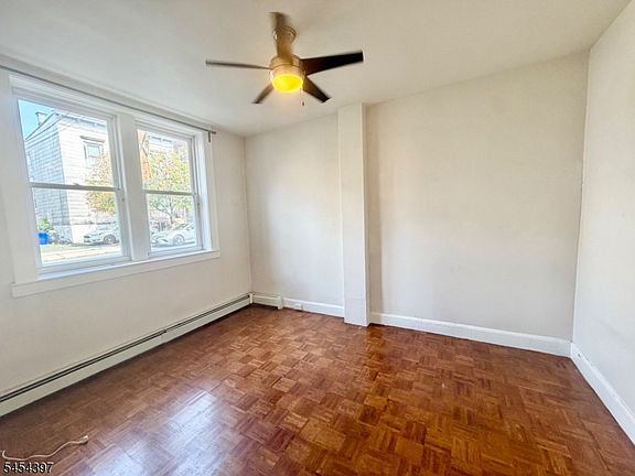5th image of 99-1A Pine St