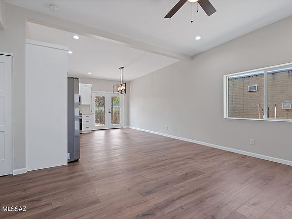 3rd image of 4825 W De La Canoa Dr