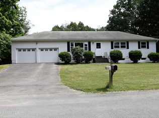 2 Cardinal Ct, Wynantskill, NY 12198