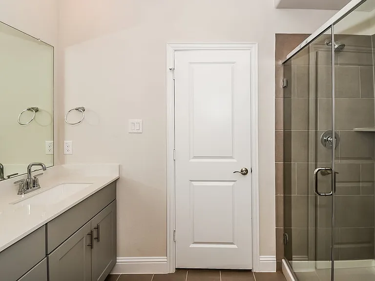 1214 Green Timber Dr — Photo 7