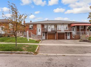 69 Songwood Dr, Toronto, ON M9M 1X4