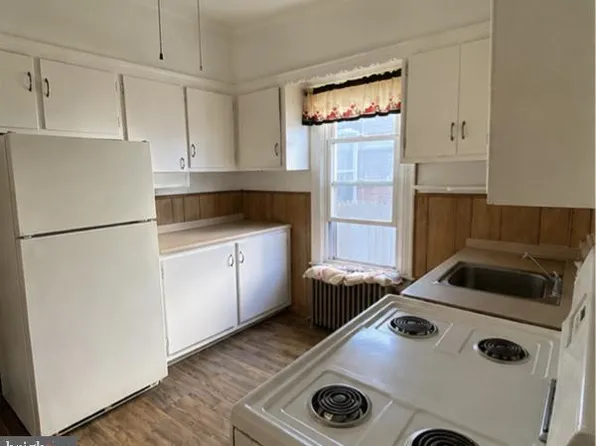 27 Kent St, Trenton, NJ 08611