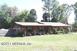 1st image of 122 Pine Oak Dr