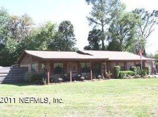 122 Pine Oak Dr, Palatka, FL 32177