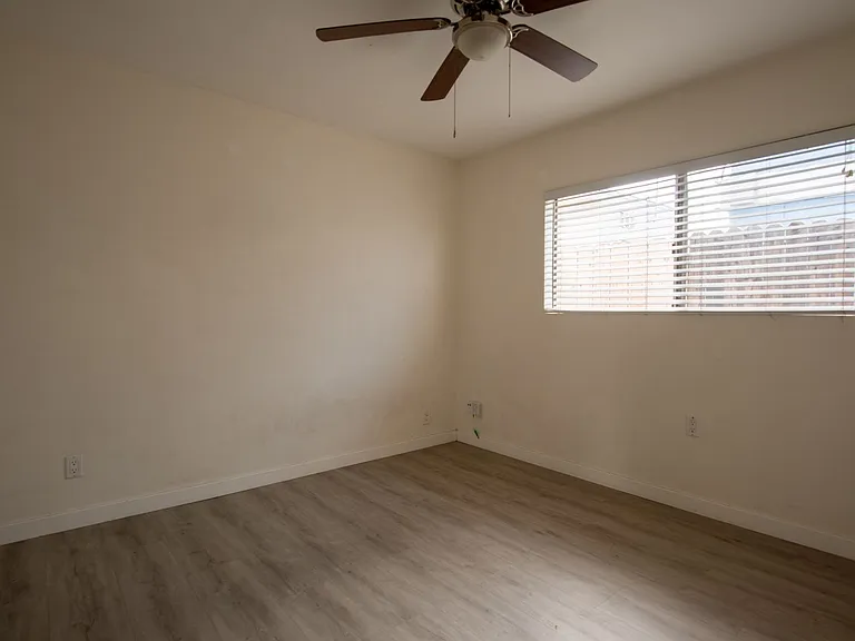 3509-15 Herman Ave — Photo 11