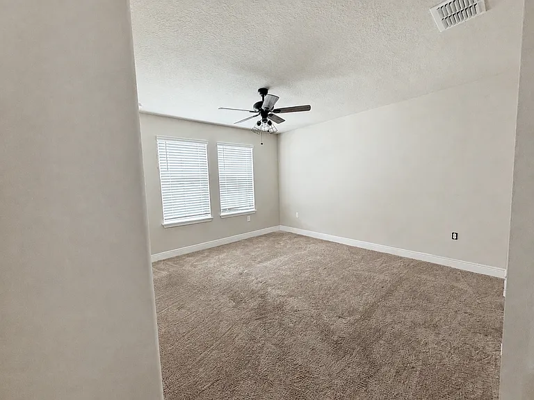 170 Mitchells Mnr — Photo 13