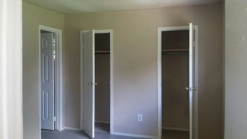 12710 Redfern Dr. — Photo 4