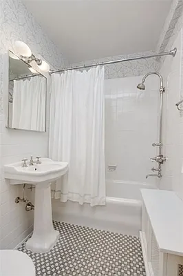 Sold by Corcoran | media 6