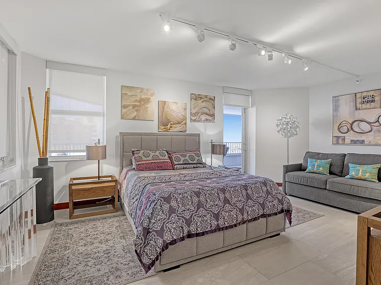 5200 N Ocean Dr #1902 — Photo 32