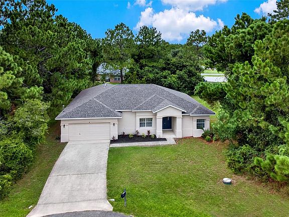 3rd image of 8 BUTTONWOOD PLACE