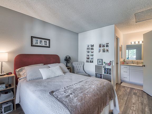 4th image of 2675 G St #16