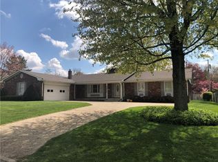 772 Brookview Dr, Greenwood, IN