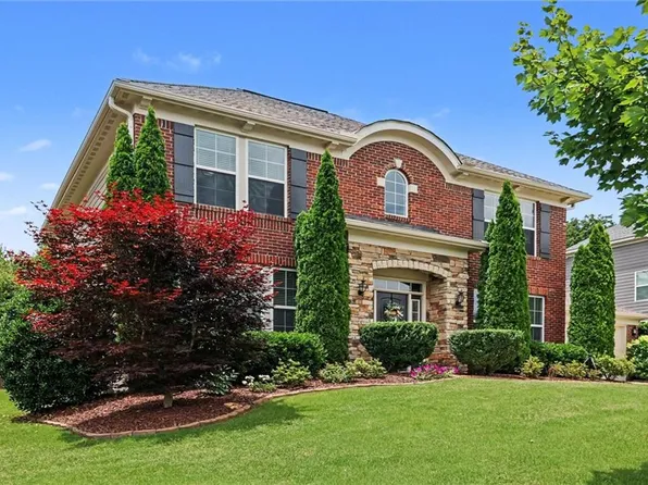 1935 Bromwick Ct, Cumming, GA 30040