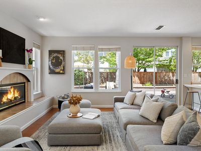 35 Moore Road, Novato, CA, 94949