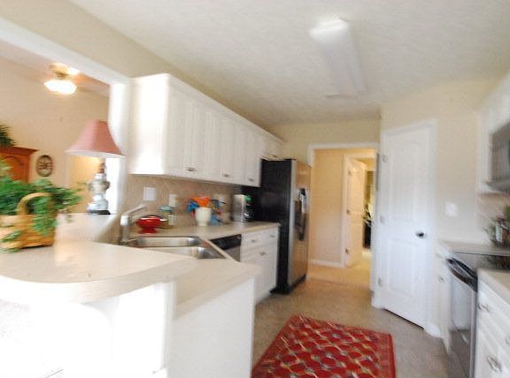 5th image of 8061 Red Rock Way