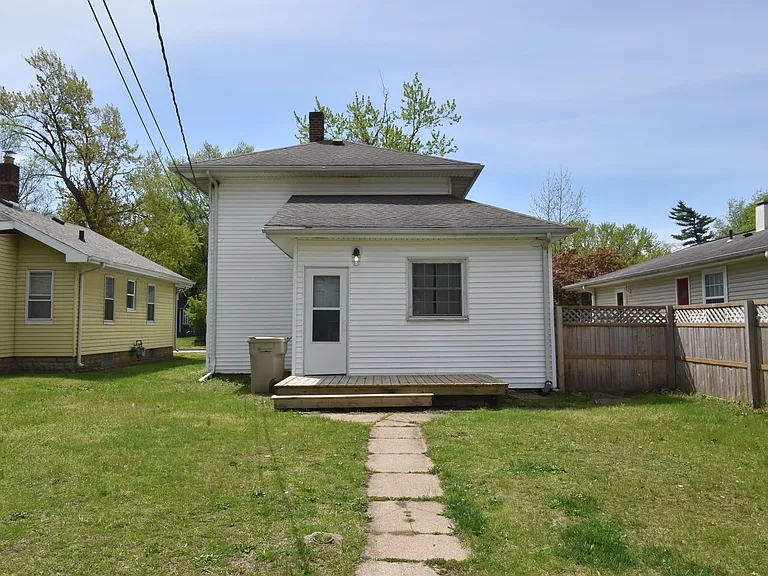 1327 Corby Blvd — Photo 25