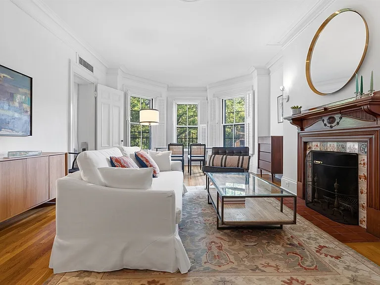 302 Commonwealth Ave #3 — Photo 5