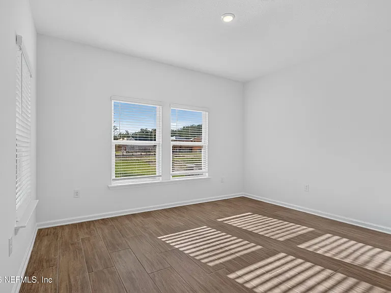 269 Bluegrass Way — Photo 14