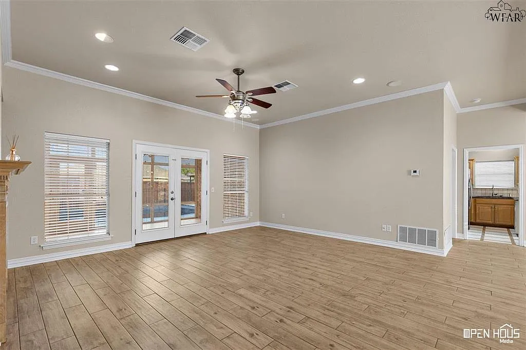 5405 Blazing Star Ln — Photo 4