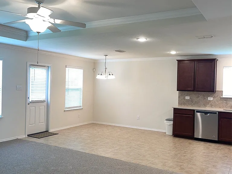 138 Waxberry Dr — Photo 6