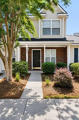 1001 Elm Hall Cir Photo 1
