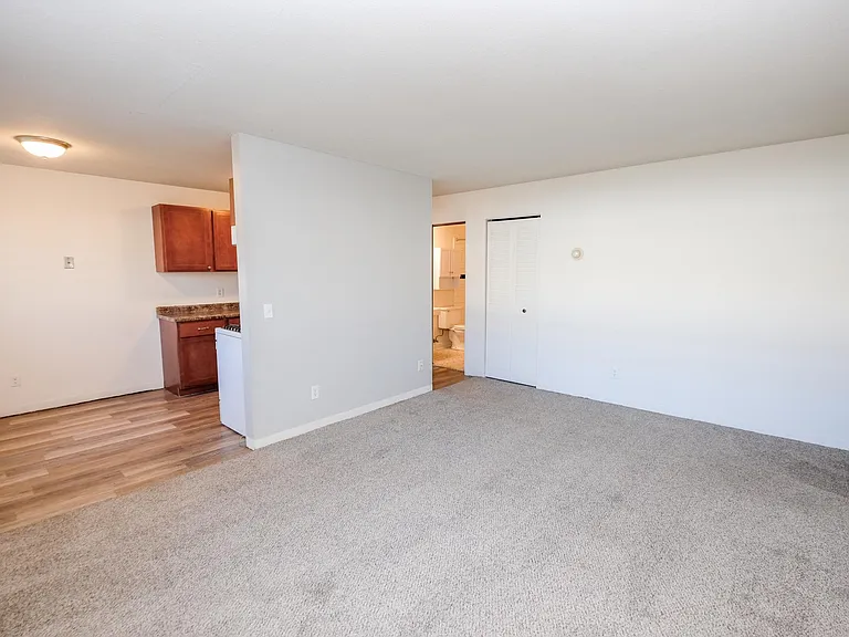 Trentwood Apartments — Photo 23