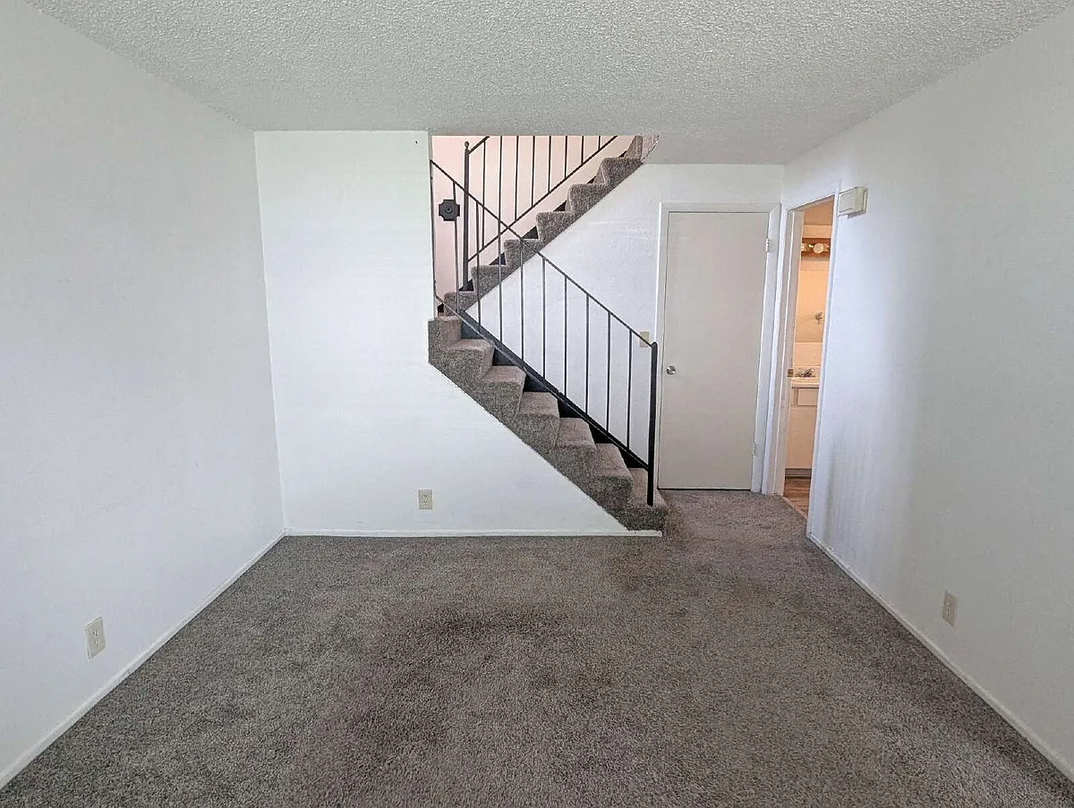 Building Photo - 3204 S 1850 W #B