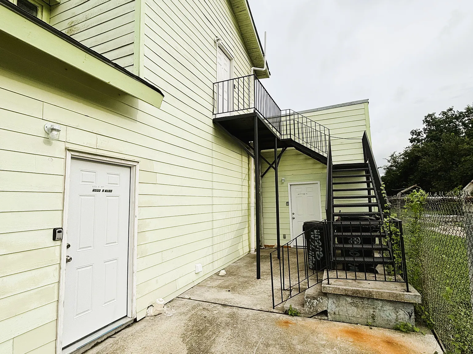 3 bed, 1300 sqft, $2,750 — Photo 2